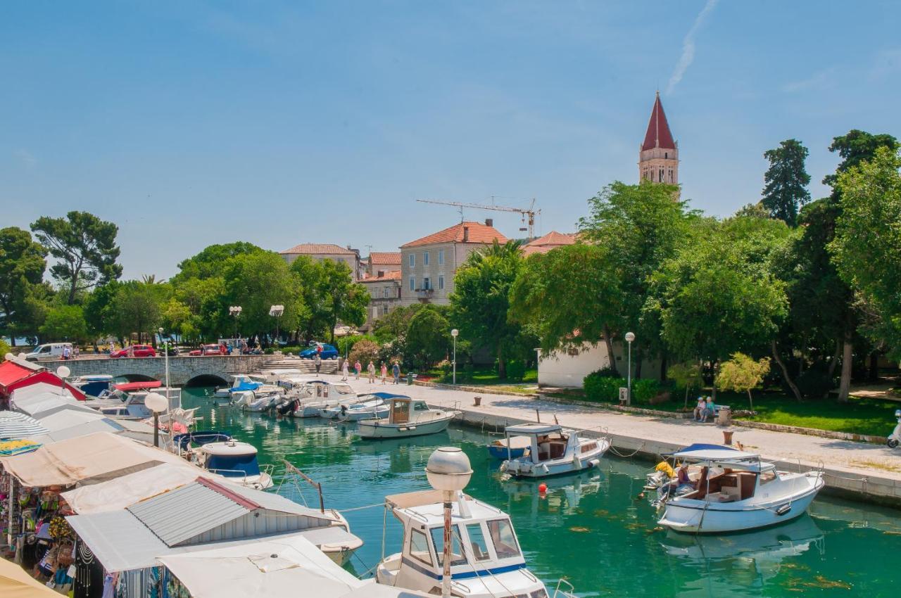 Bazzar Apartments Trogir Exterior foto